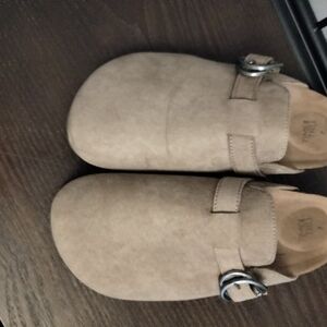 Suede slip on clogs